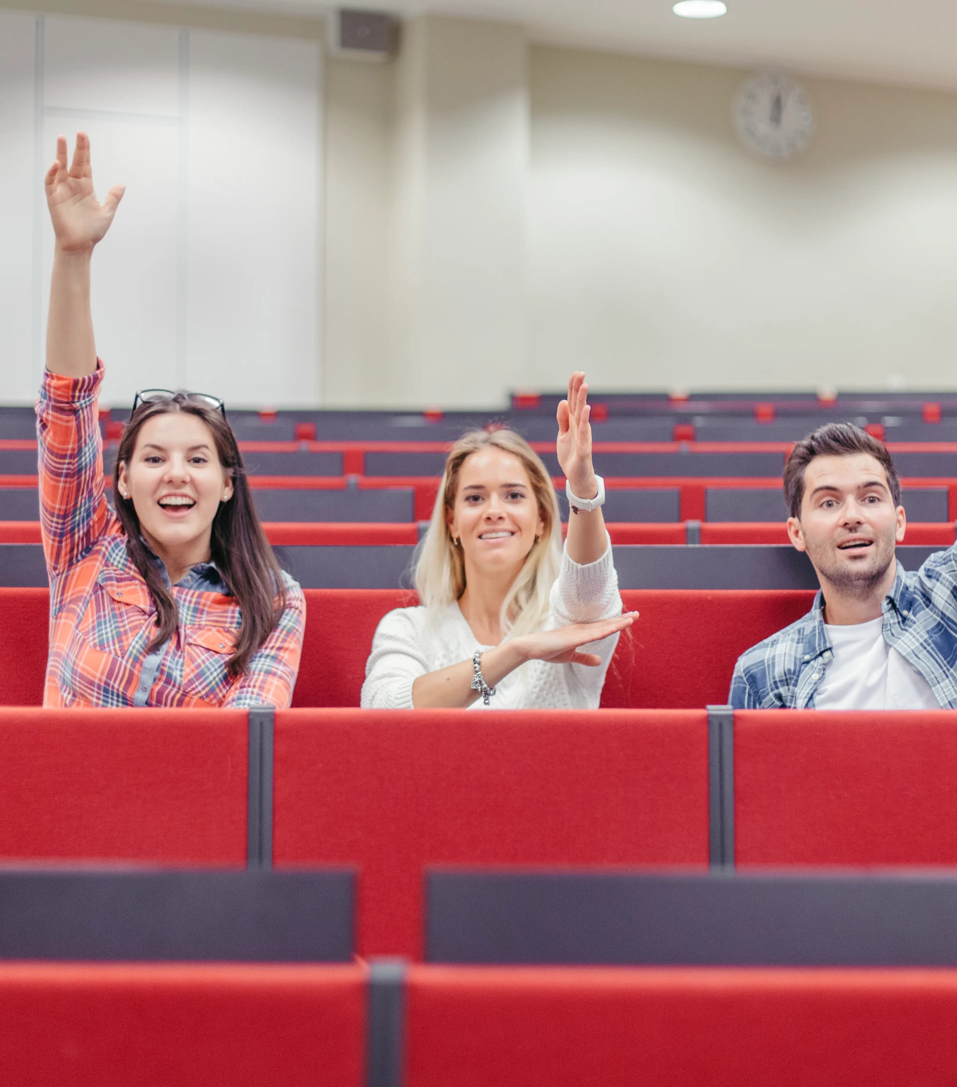 Universitetdə Davamiyyət Qaydaları Haqqında Tələbələr Nələri Bilməlidir?