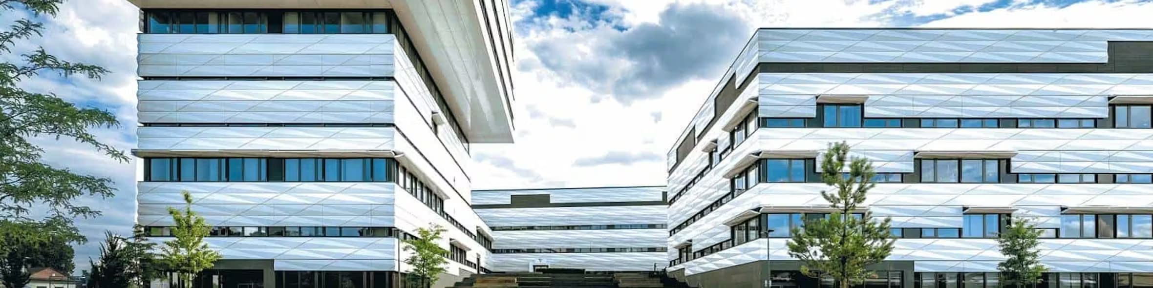 1754566779170-university__schiller-international-university-heidelberg.avif