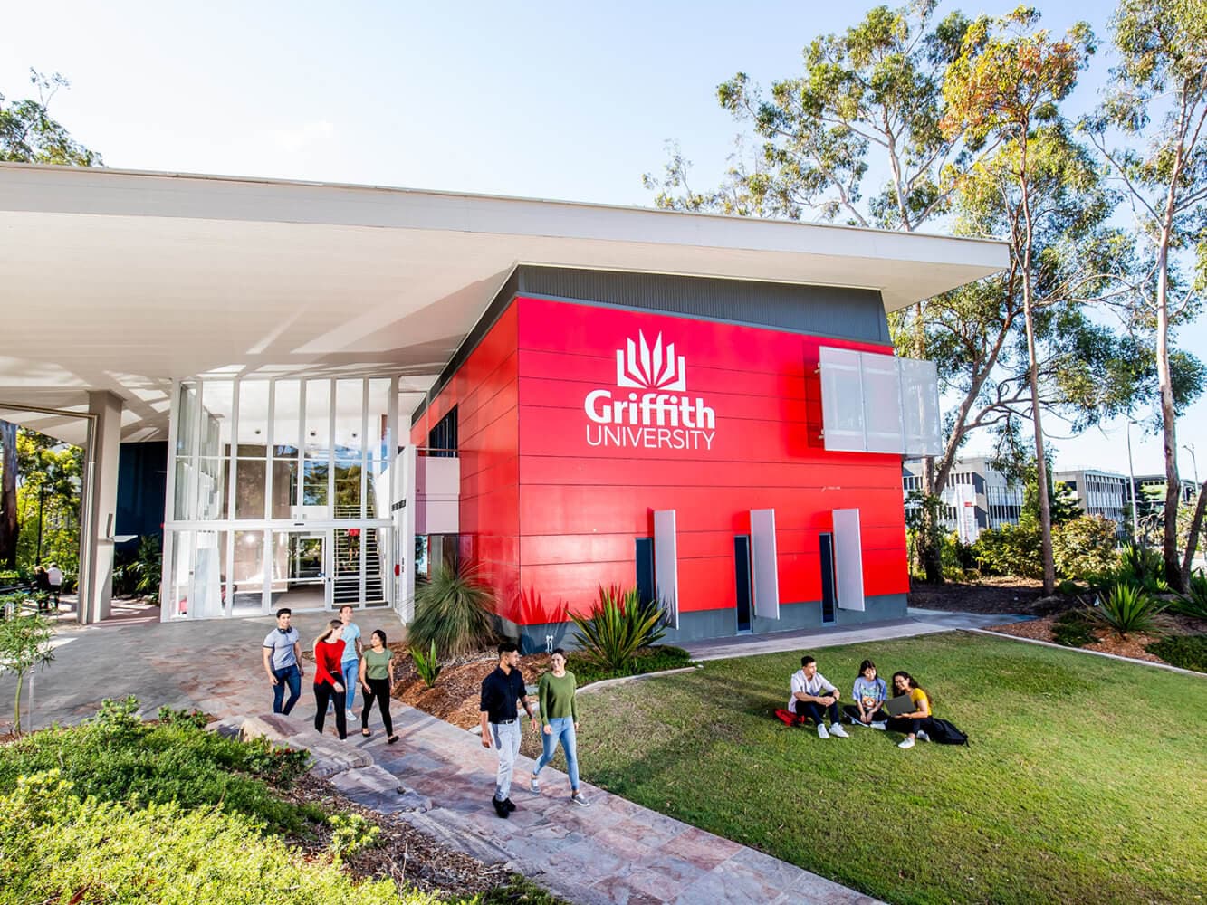 1756301164018-Griffith-2020_Web-4-1333x1000.jpg